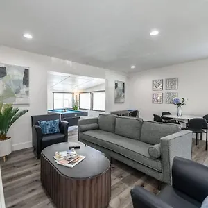 Spacious Disneyland 5 Bedroom 4 Bath House With Game Villa Anaheim